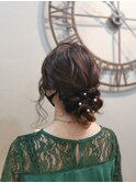 大人可愛いアップスタイル
