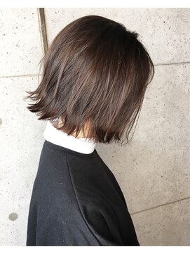 ニューヨークニューヨーク 松井山手店(NYNY) 【足立】切りっぱなしボブ