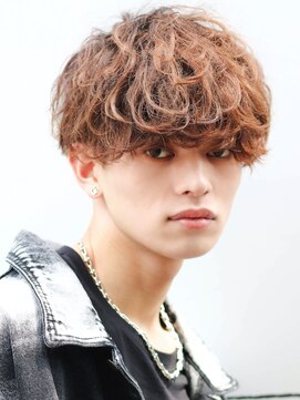 ベーア(Bar) 刈り上げマッシュ・ソフトツイストスパイラルパーマ