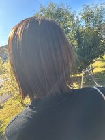 ナンバーエイト(number eight)&nbsp;小顔大人可愛い外ハネシルキーベージュミディ20代30代40代