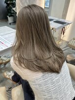 ロンドネートゥル 新潟(Lond naitre)&nbsp;ミルクティーベージュのレイヤースタイル（新潟/万代）