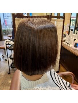 ドゥール(DOLL) ボブ　艶トリートメント　２０代　大和高田