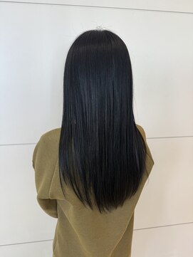 ヘアメイクアン(Hair Make Une) 暗髪カラー　レイヤーカット　韓国風暗髪