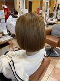 くすみベージュ/ミニボブ/30代/40代/50代
