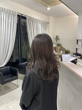 ケンジサナンド(KENJE Sanando) 透明感抜群☆オリーブベージュカラー