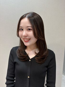 リヴナ(Livna) 縮毛矯正してても柔らかいレイヤーカット◎
