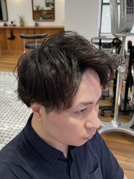 ザデイトウキョウ 表参道 青山(THE DAY TOKYO) MEN’S/波巻きツイストスパイラル/リバースセンターパート