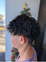 メゾン アヴァロ(Maison Avallo) バチッと決めてツイストパーマ