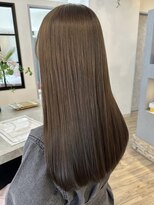 ヴィサージュバスク(VISAGE ba.s.k)&nbsp;くすみ感がおしゃれなオリーブブラウン