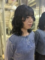 ダブ ギンザ(DaB ginza) 黒髪ミディアム×ウェーブパーマ