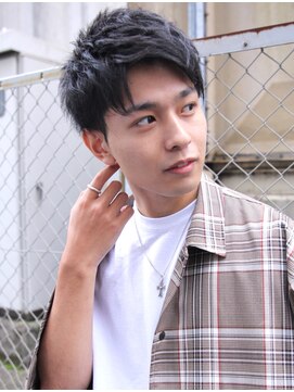 ジーニー 横浜(giinii) giinii_渋谷良太2wayアップバングショート_サイドグラデーション