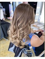 ワーカー ミミ(worker MIMI)&nbsp;外国人風ハイライトグラデーションカラー