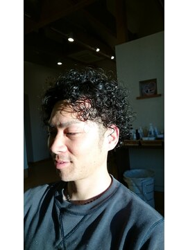 デュークス ラ フィ(Doux la fee) ワイルド系パーマ