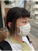 オン眉ボブ/イヤリングカラー