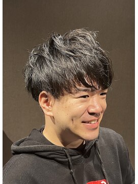 ビーダンディー(Bee dandy) ビジネスナチュラル 束感マッシュショート ツーブロック