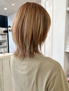キャアリー(Caary) 福山市美容室Caary人気 ミディアムウルフ立体感ハイライト