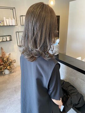 メデル(mederu) シークレットハイライトミディアムレイヤーボブ20代30代40代暗髪