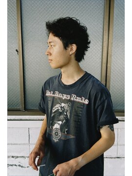 ユイマァルスロウ(YUIMARL SLOW) “スパイキーパーマ”