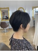 黒髪×耳だしショート