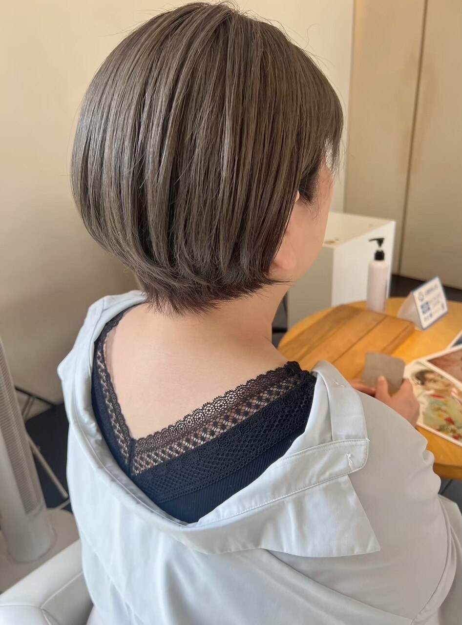 【白髪ぼかしカラー】カット+白髪ぼかしカラー+トリートメント17,050→15,290