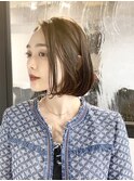 オリーブベージュ秋色酸性ストレートシャギーボブ