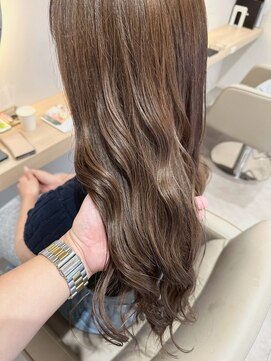 ルーチェココ ブラン(Lu'ce coco blanc) 柔らかニュアンスカール