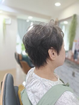 《圧倒的素材美！白髪を隠す時代から“活かす”時代へ―。》人気の[白髪ぼかし]でお悩みをポジティブに★