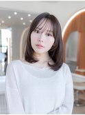 大人ガーリーミディアムレイヤーカット/顔周り似合わせカット