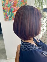 シーバイトリコ 市川(SEA by tricot) レッドカラー×ゆるふわボブ