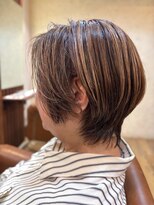 バグスドゥア(Bagus dua) デザインカラー66歳若見えショート