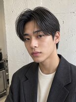 メンズヒペリカム(Men's hypericum)&nbsp;黒髪センターパート ナチュラルメンズショート