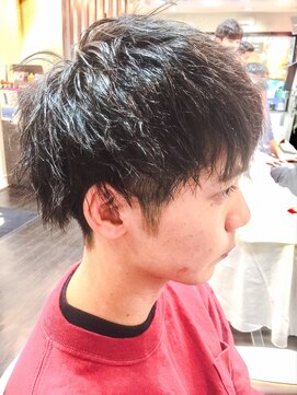 オムヘアーバイグルーマーズ(HOMME HAIR by GROOMER/S) ツイストスパイラル×マッシュレイヤー・Hommehair2nd櫻井