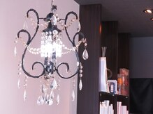 落ち着いた雰囲気のプライベートサロンです