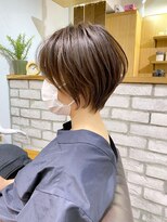 アヴァロン(AVALON) 30代/40代/50代・絶壁解消・小顔前下がりショートボブ【中村】