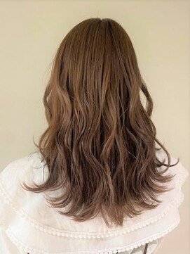 スクエアー 天満橋(SQUARE) セミロングXゆるふわ　（天満橋）