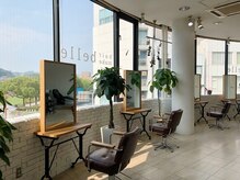 ベル(belle)の雰囲気（開放感溢れるオシャレな店内です☆[天文館美容室]）