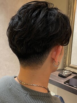 カインド 南青山(hair&make up KIND) フェザーパーマニュアンスデザイン刈り上げショートメンズ