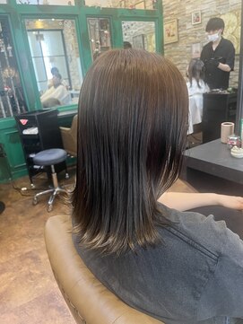 カーキグレージュ