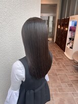 エルサフィロ ヨドヤバシ(el zafiro yodoyabashi)&nbsp;くびレイヤー前髪髪質改善小顔レイヤーロング20代30代40代50代