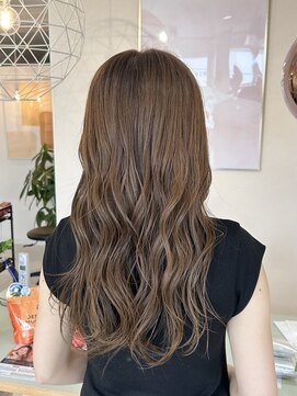 クルール(Culeure.) 巻き髪×オリーブブラウン