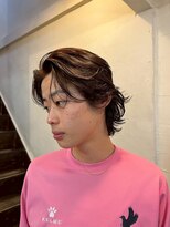 ビーバイエイトジェンツ(Bee by EIGHT GENTS)&nbsp;MEN’S HAIR/サーフカール/刈り上げセンターパート/心斎橋