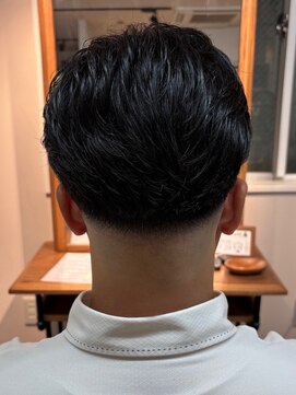 シーフフェード 千葉(Cyf FADE) 千葉駅MEN’S HAIR/サーフカール/刈り上げセンターパート