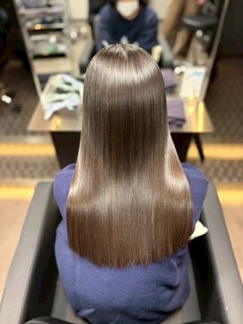 ユーザ(YUZA) 縮毛矯正