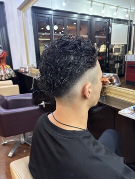 シャンプーボーイアネックス(SHAMPOO BOY Annex) プードルパーマ メンズショート 佐世保