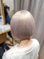 美容室 アクター&nbsp;ホワイトカラー×ボブカット