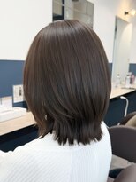 アイノアテネット(AInoa TENET)&nbsp;柔らかいグレージュカラーとレイヤーボブ