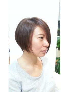 リブレ(LIBRE+hp) ■ロングバングボブ