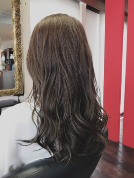 フィリア 台原店(Filea) 春の日差しに、イノセントマット