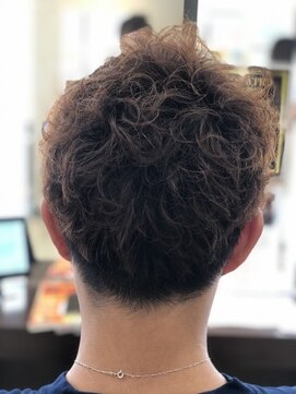 クアトロ 小山店(QUATRO) メンズパーマ