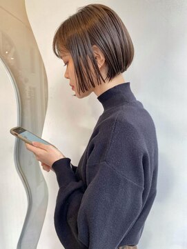 モリオ フロム ロンドン 大宮2号店(morio from London) 【なかじま ひびき】グレージュ×ミニボブ